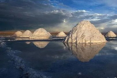 違約！“中國鋰業巨頭”百億債務危機，一個月短暫喘息后何去何從？